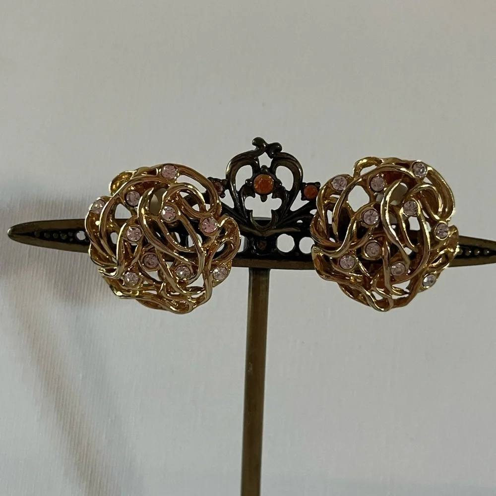 Vintage Gold tone rhinestone round Clip on Earrings …